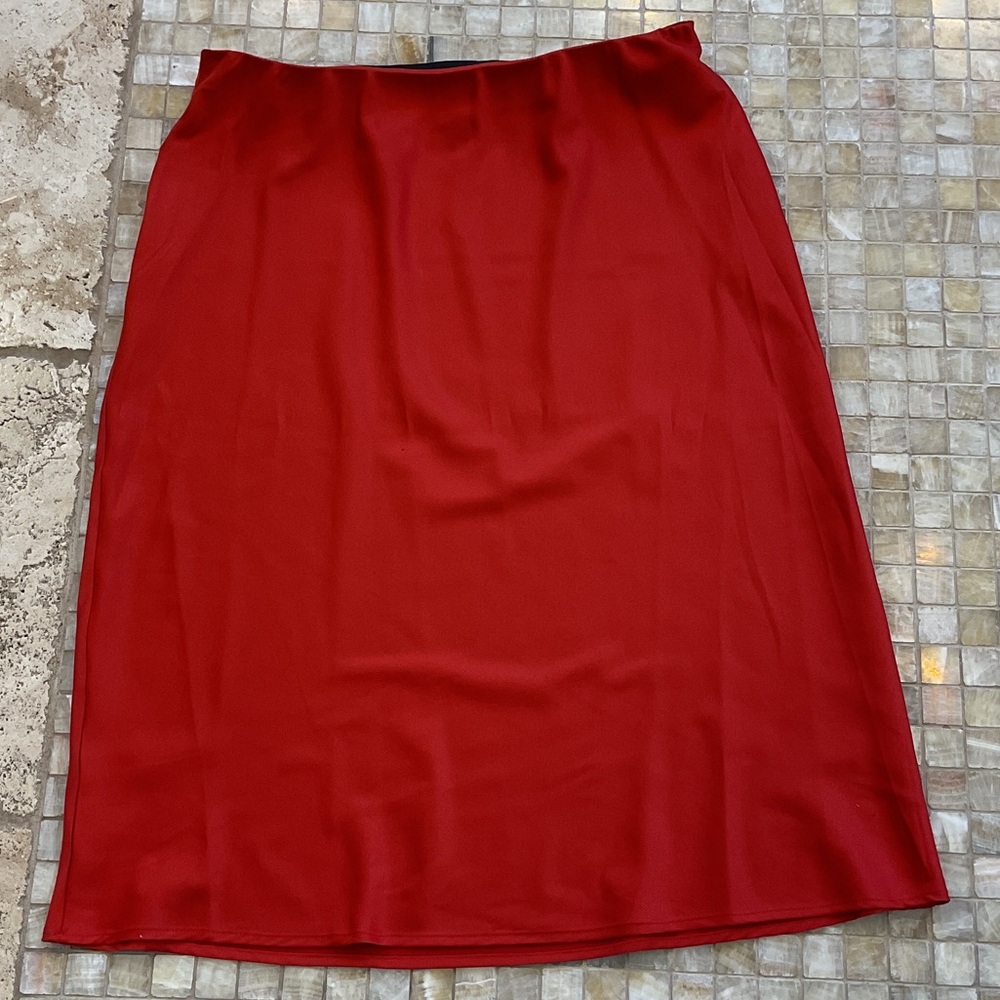 a. new day silky-stretch maxi Skirt.  33” waist to hem. Elastic waist. Size XXL
